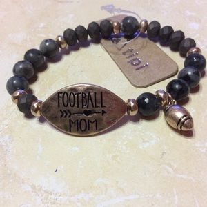 Black beaded bracelet